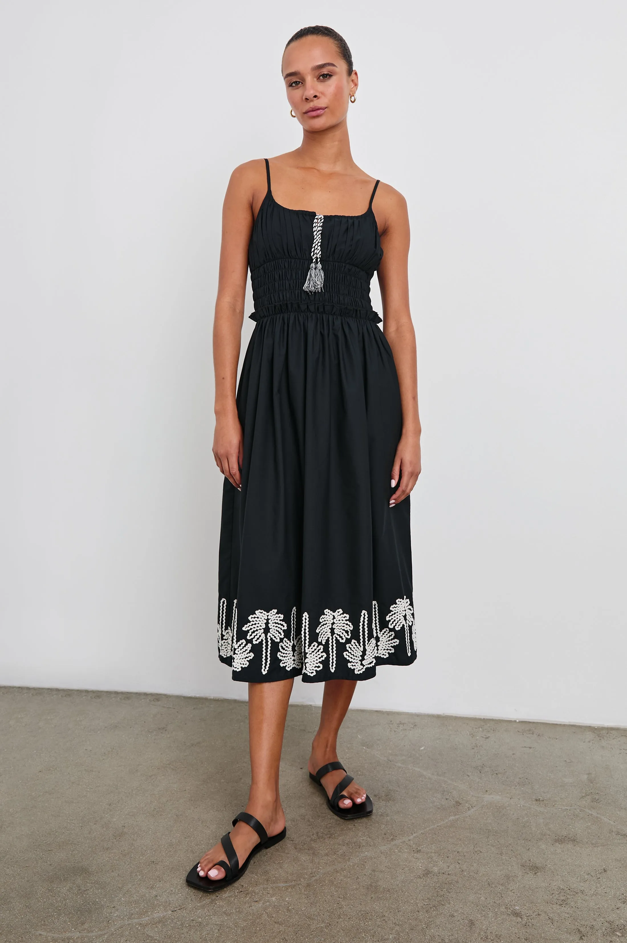 BAJA DRESS - BLACK IVORY PALM TREES Rails