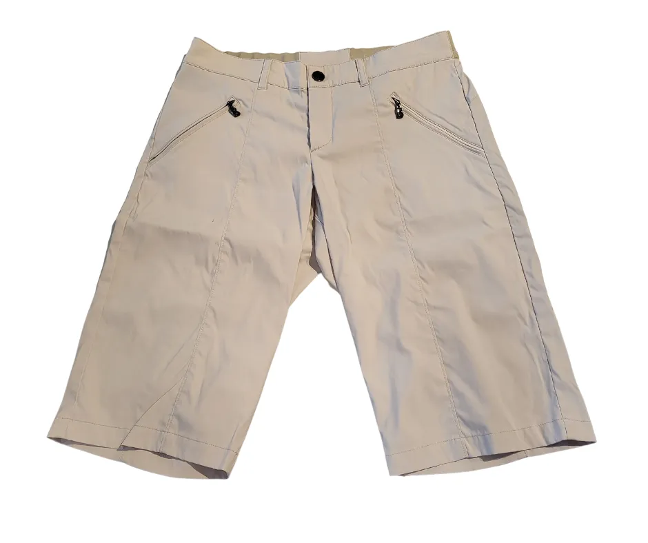 Bogner Tan Golf Shorts Size 6 MSP$220