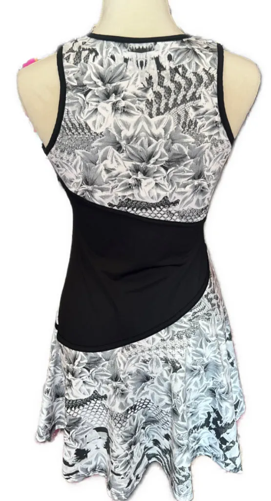 Eleven By Venus William Floral Tennis Dress Size M MSP$108
