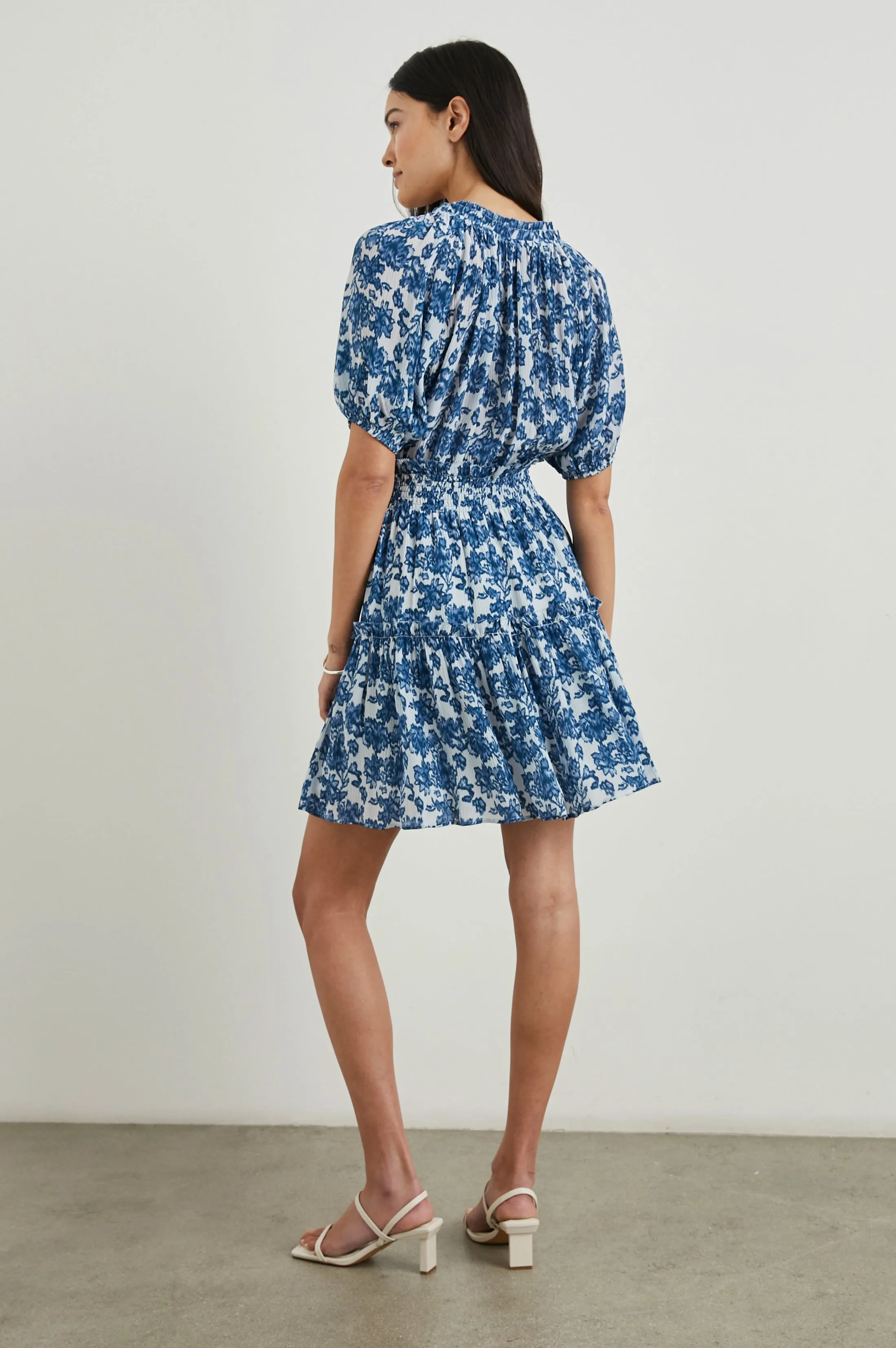 FIORELLA DRESS - CHAMBRAY FLORAL Rails