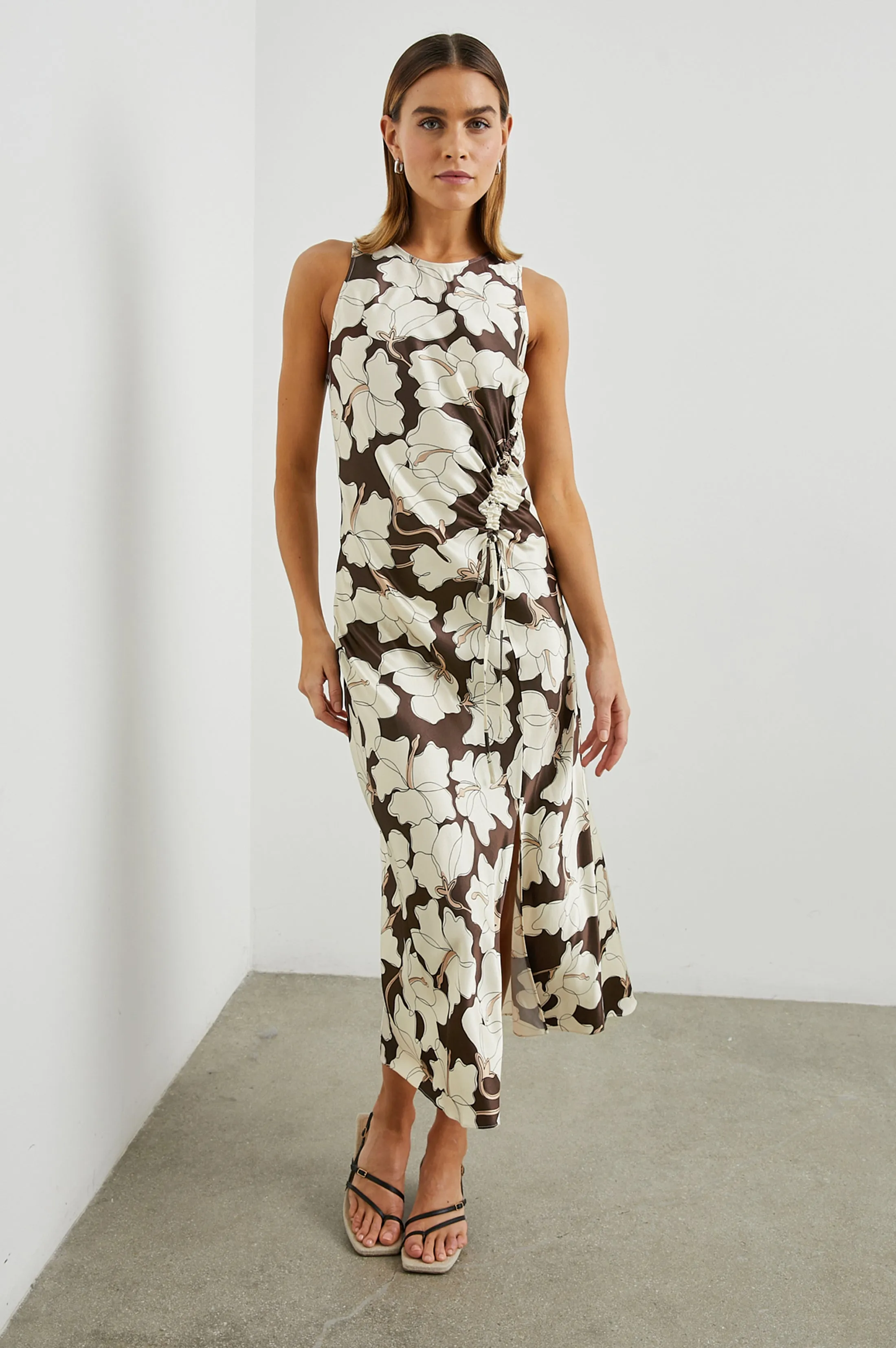 GABRIELLA DRESS - MOCHA FLORAL Rails