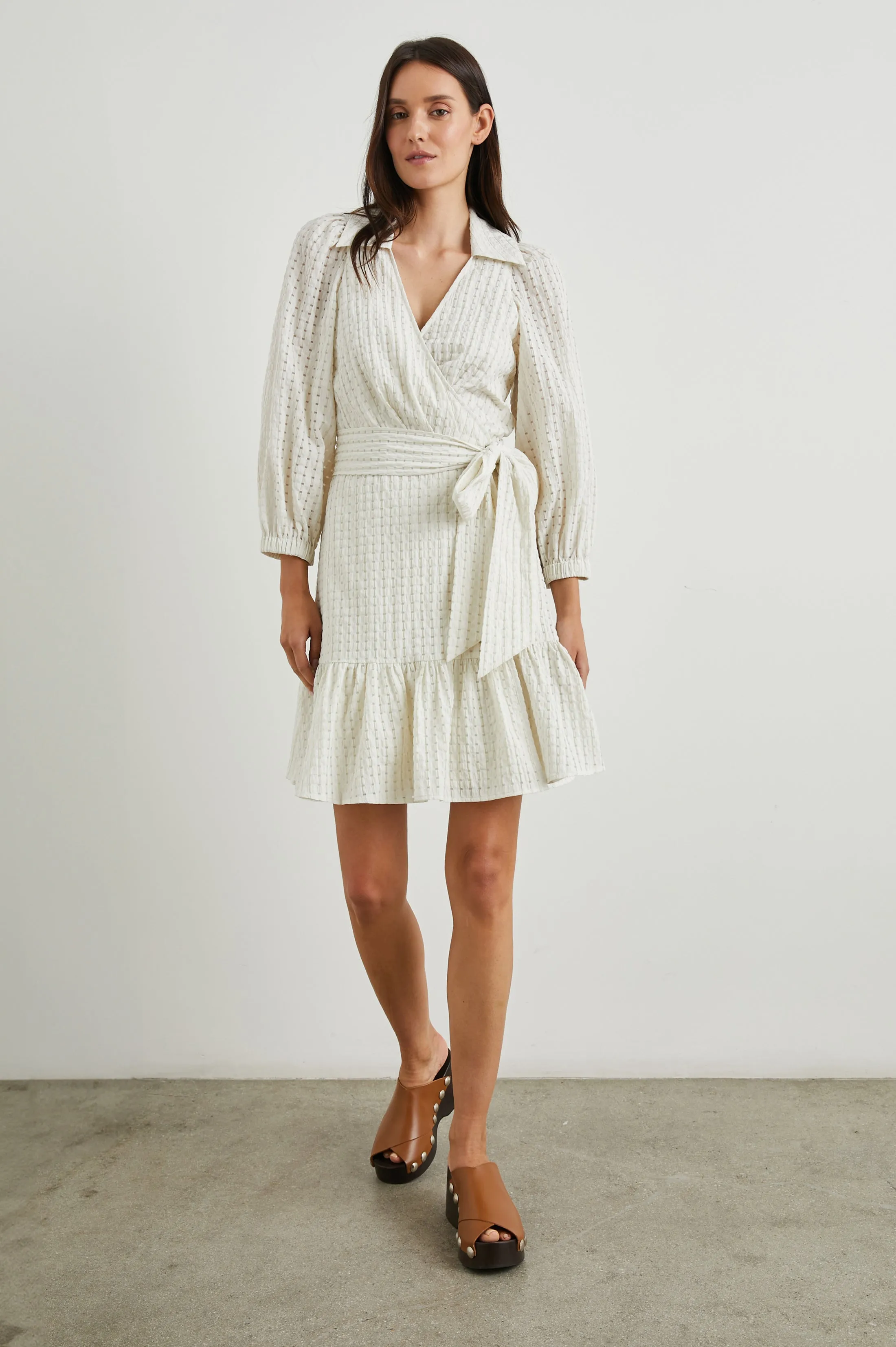 KIARA DRESS - IVORY SEERSUCKER Rails