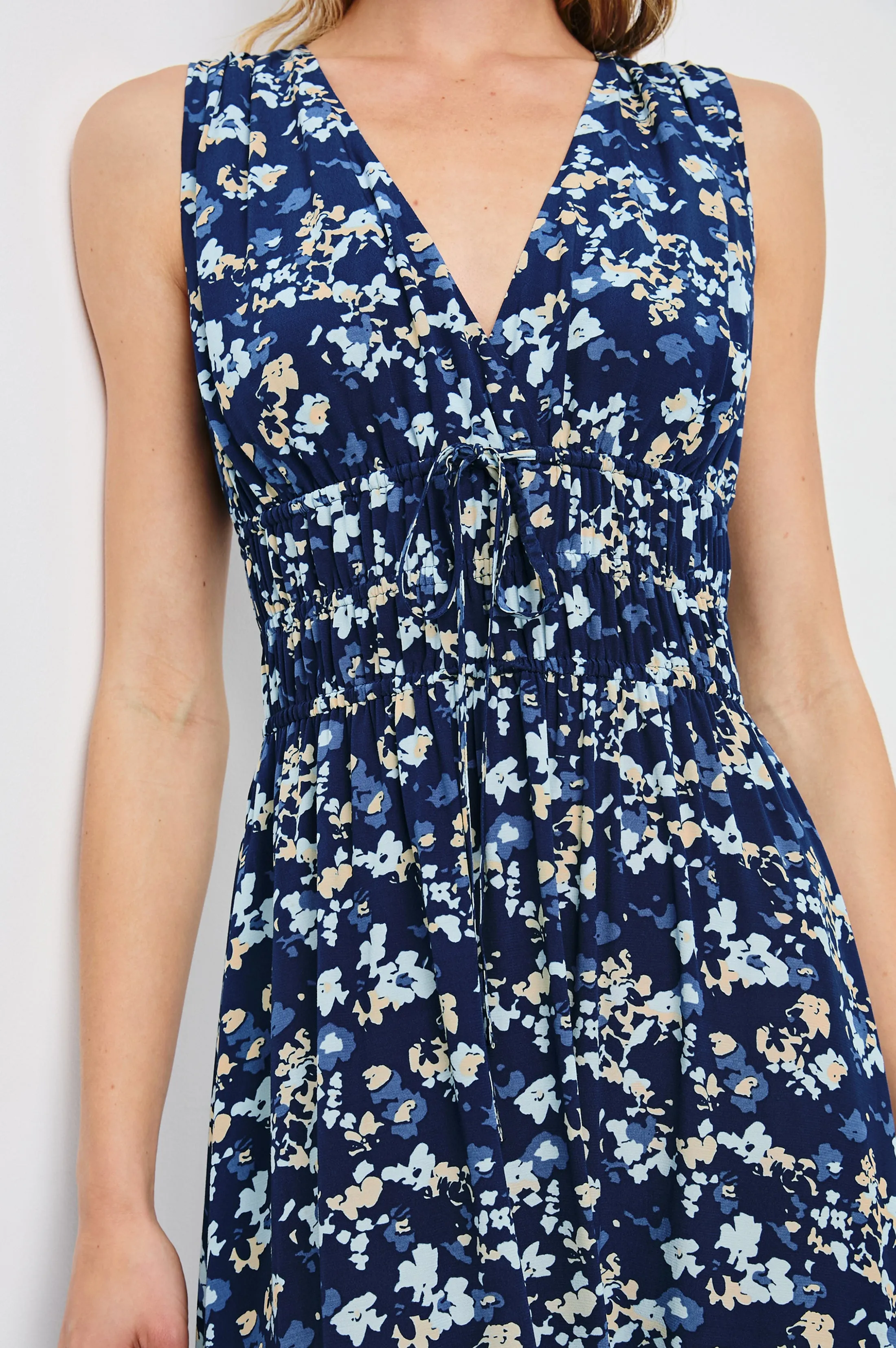 LILITH DRESS - NAVY FLORA Rails