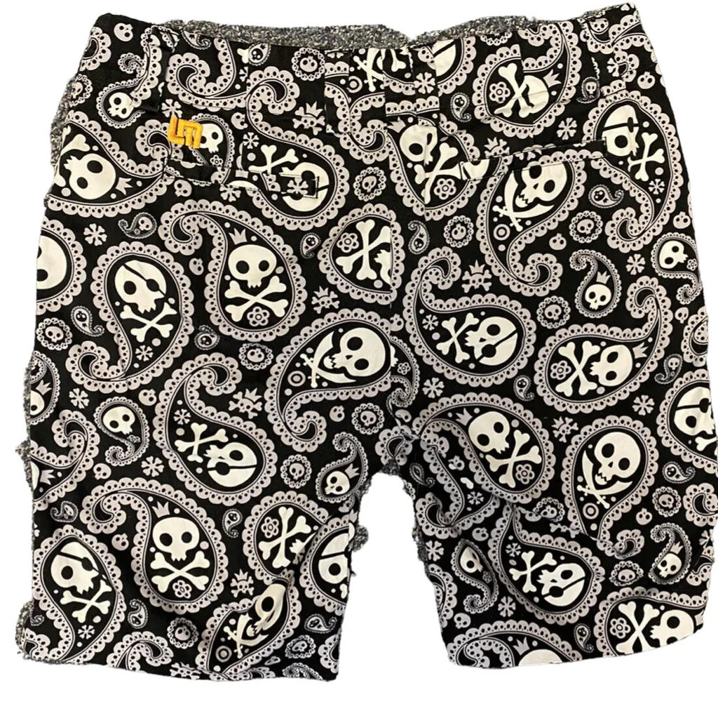 Loudmouth Black, Gray & White Skull Shorts Size 8