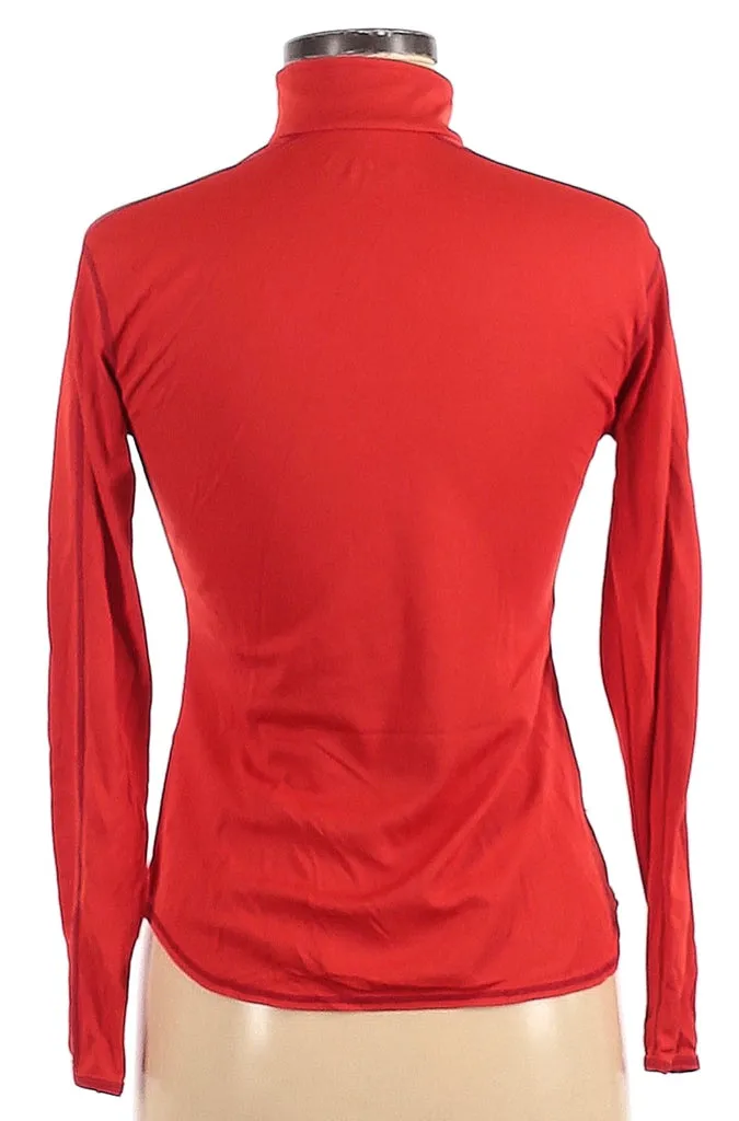 Lucy Red Lightweight Pullover Size M