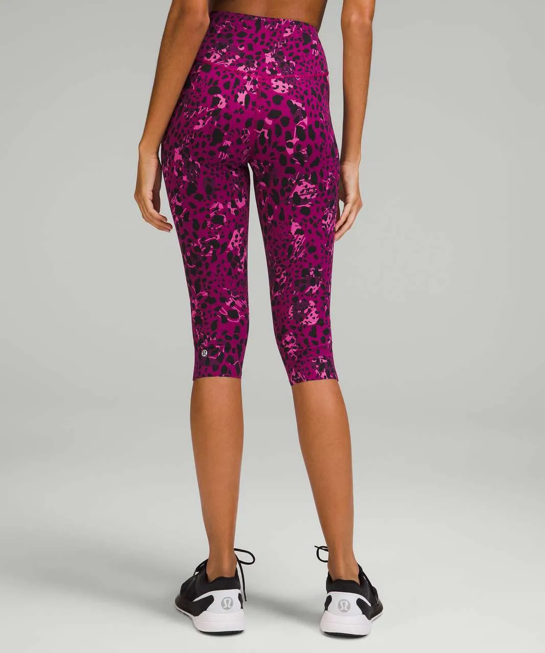 Lululemon Base Pace Pink Animal Print Leggings Size 8 MSP$88