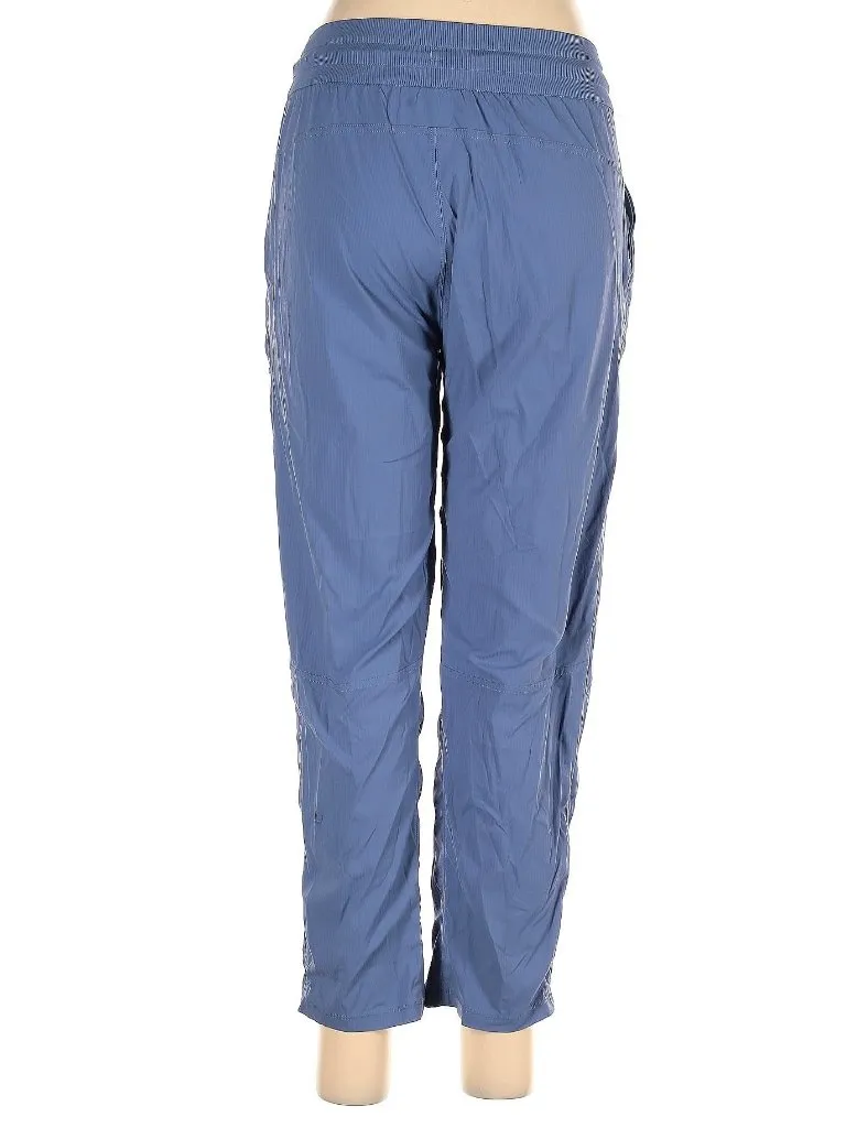 Lululemon Dance Studio Crop Pant in Periwinkle Size 6 MSP$88