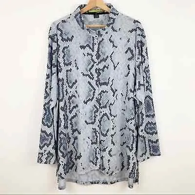 New Jamie Sadock Sunsense Gray & Black Snakeskin Patterned Top Size M MSP$93