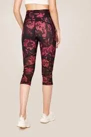 New Lole Burst Capri Leggings - Windsor WIne Winter Bloom MSP$80