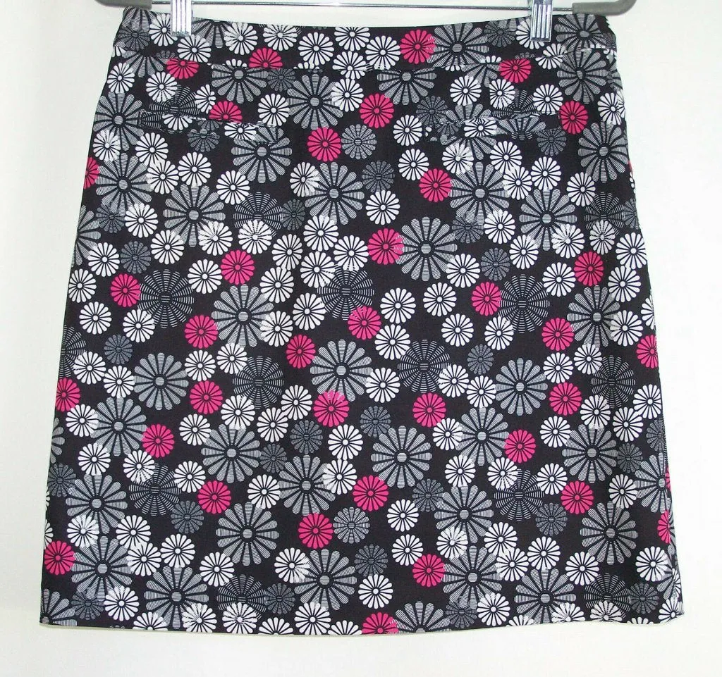 NEW Monterey Club Women's19.5" Black White & Pink Floral Skort Size 14