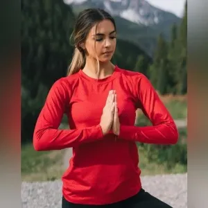 New Zyia Active Red Chili Long T MSP$52