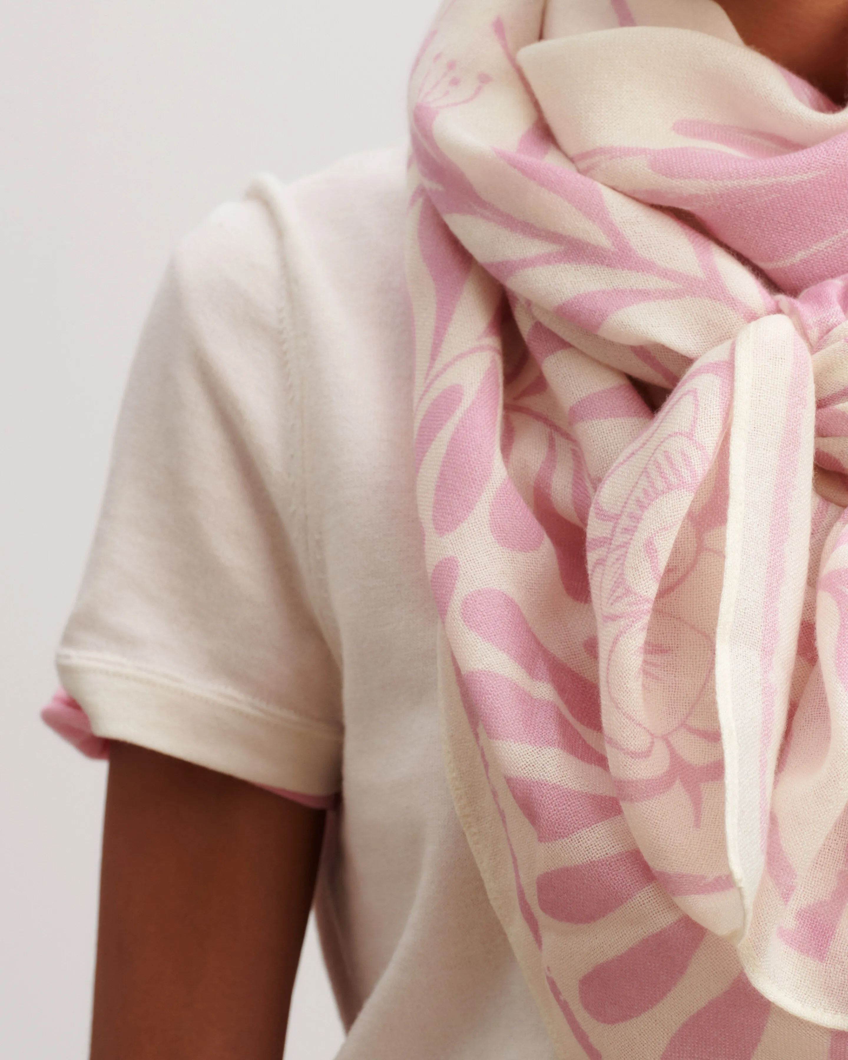 Printed square scarf Eric Bompard