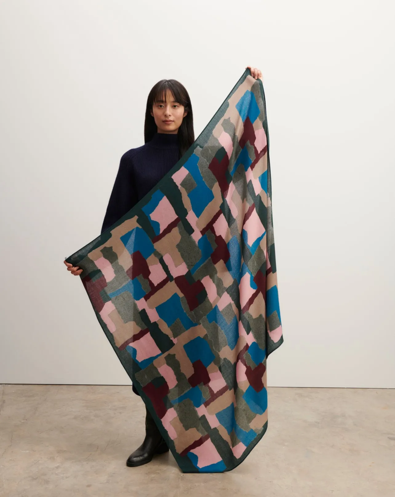 Printed square scarf Eric Bompard
