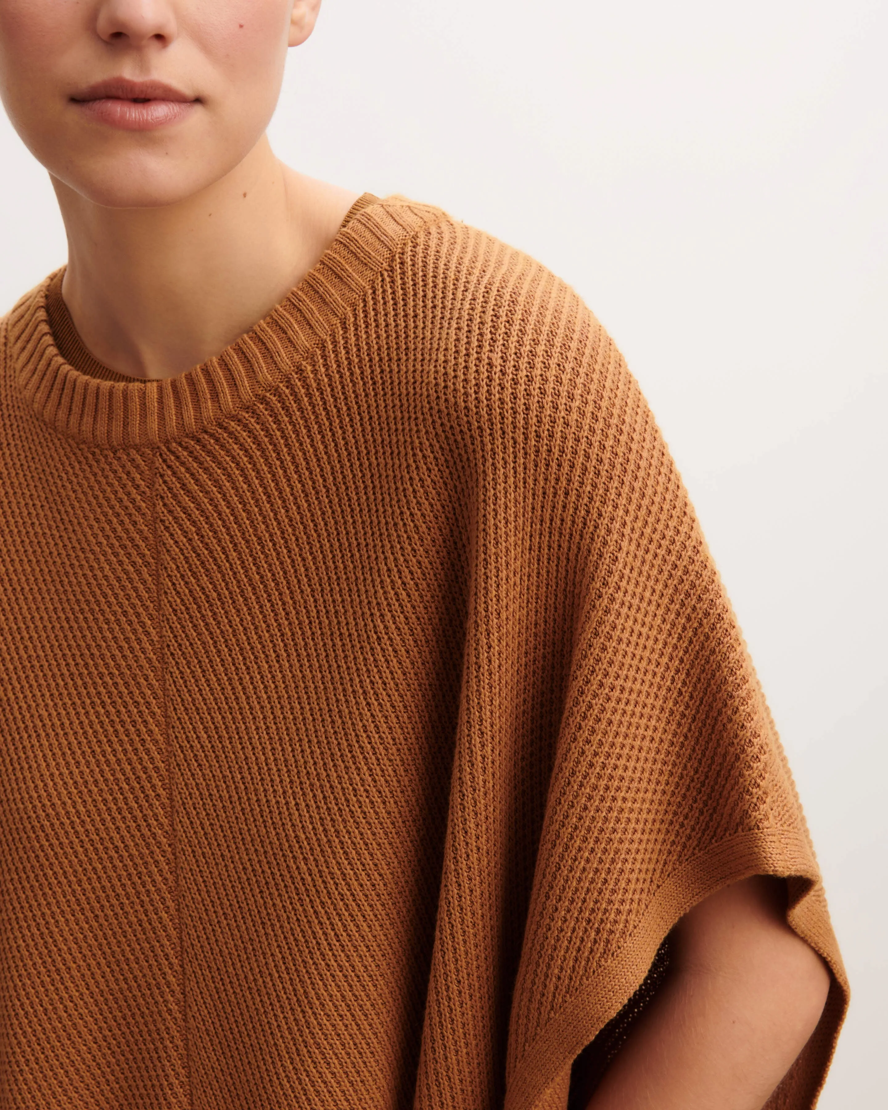 Ribbed poncho Eric Bompard