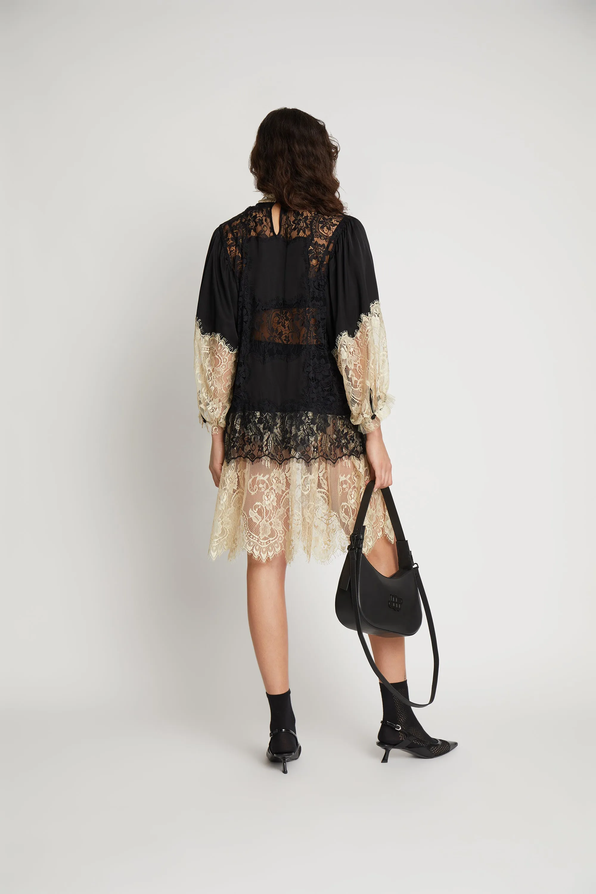 SAGOS - BLACK Munthe