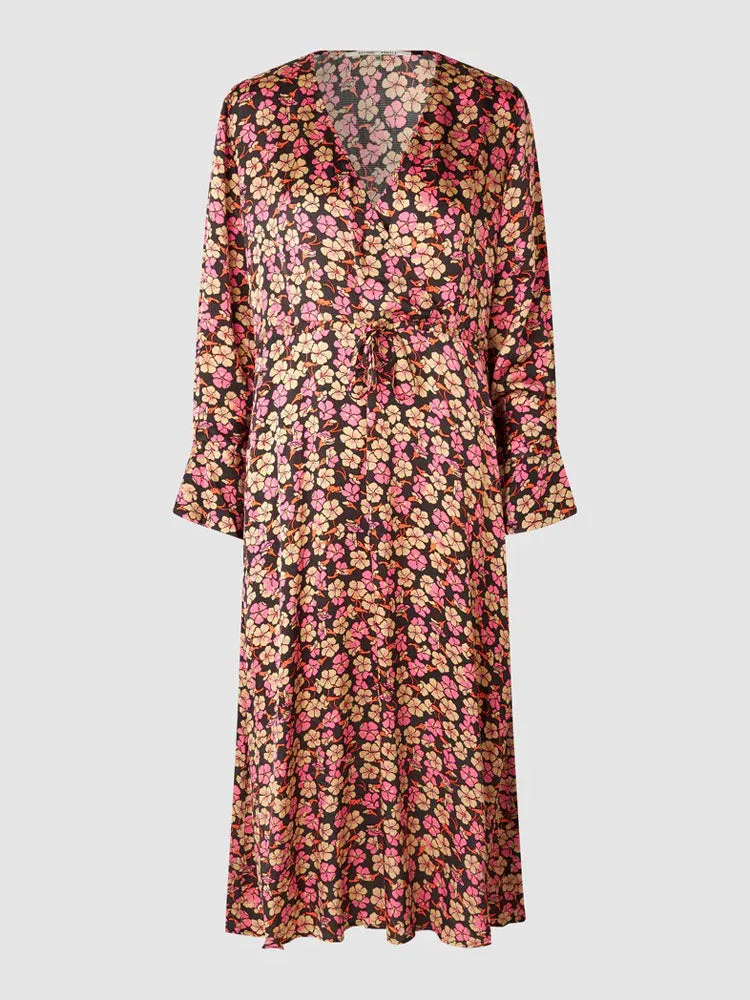 Second Female Victory V-Neck Dress Camellia Rose