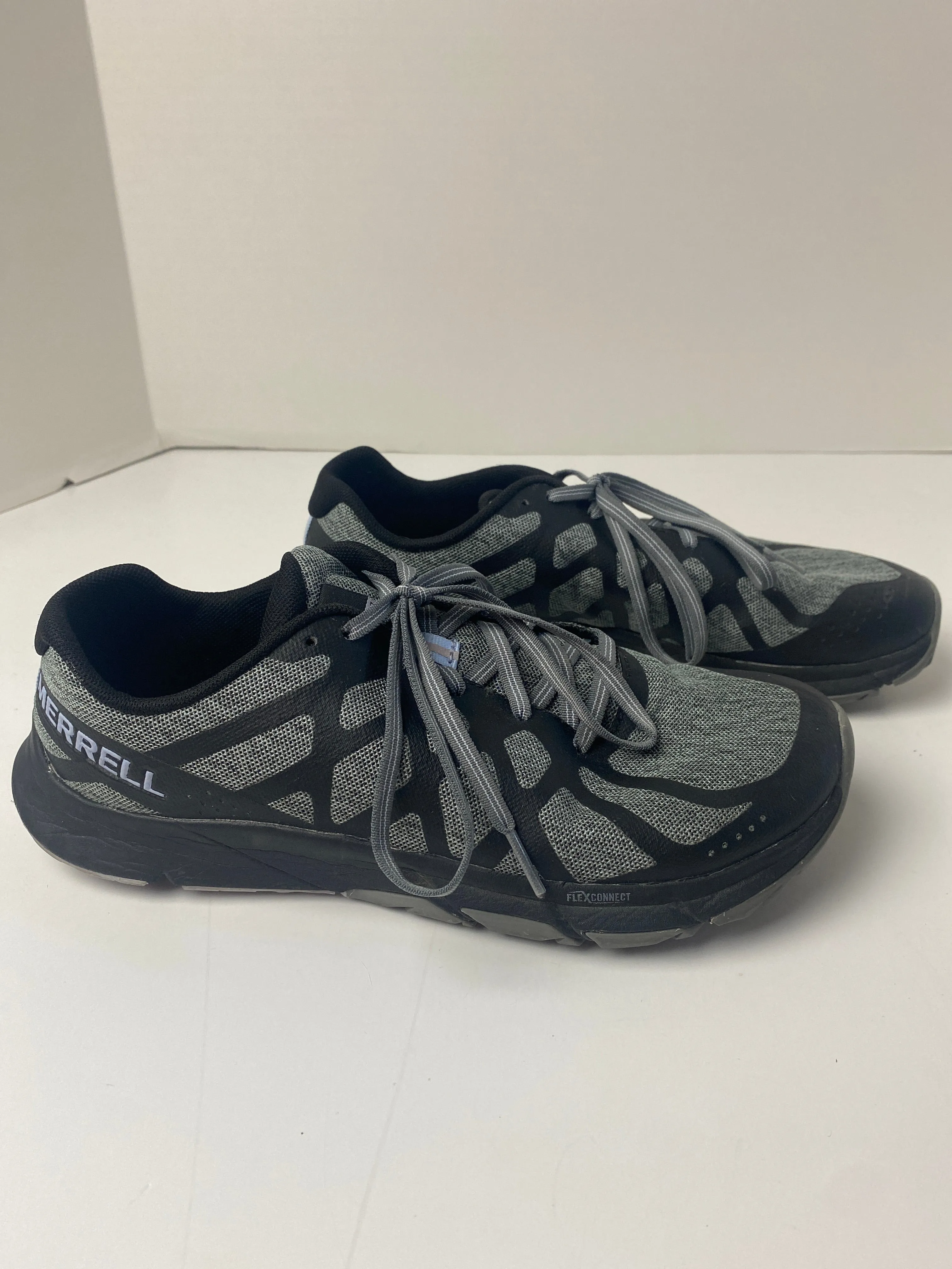 Shoes Athletic By Merrell In Black, Size: 9.5