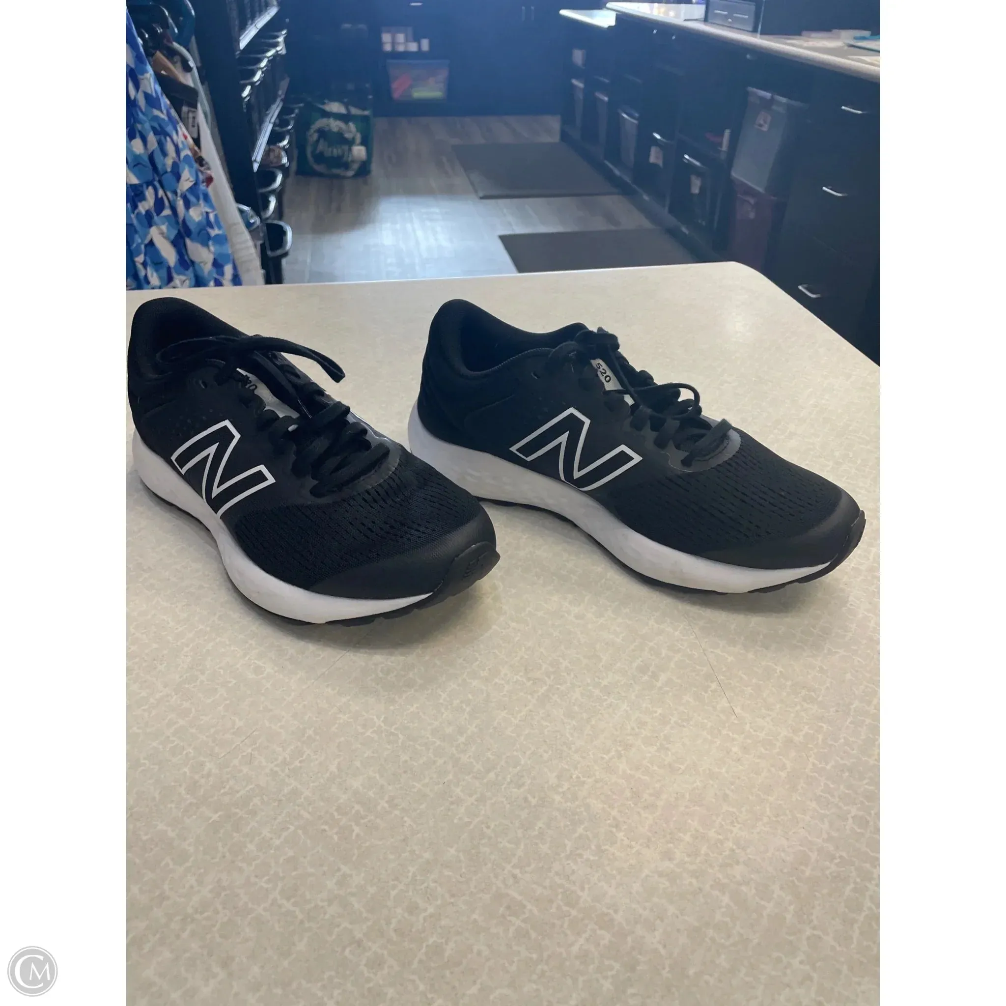 Shoes Athletic By New Balance In Black, Size: 9