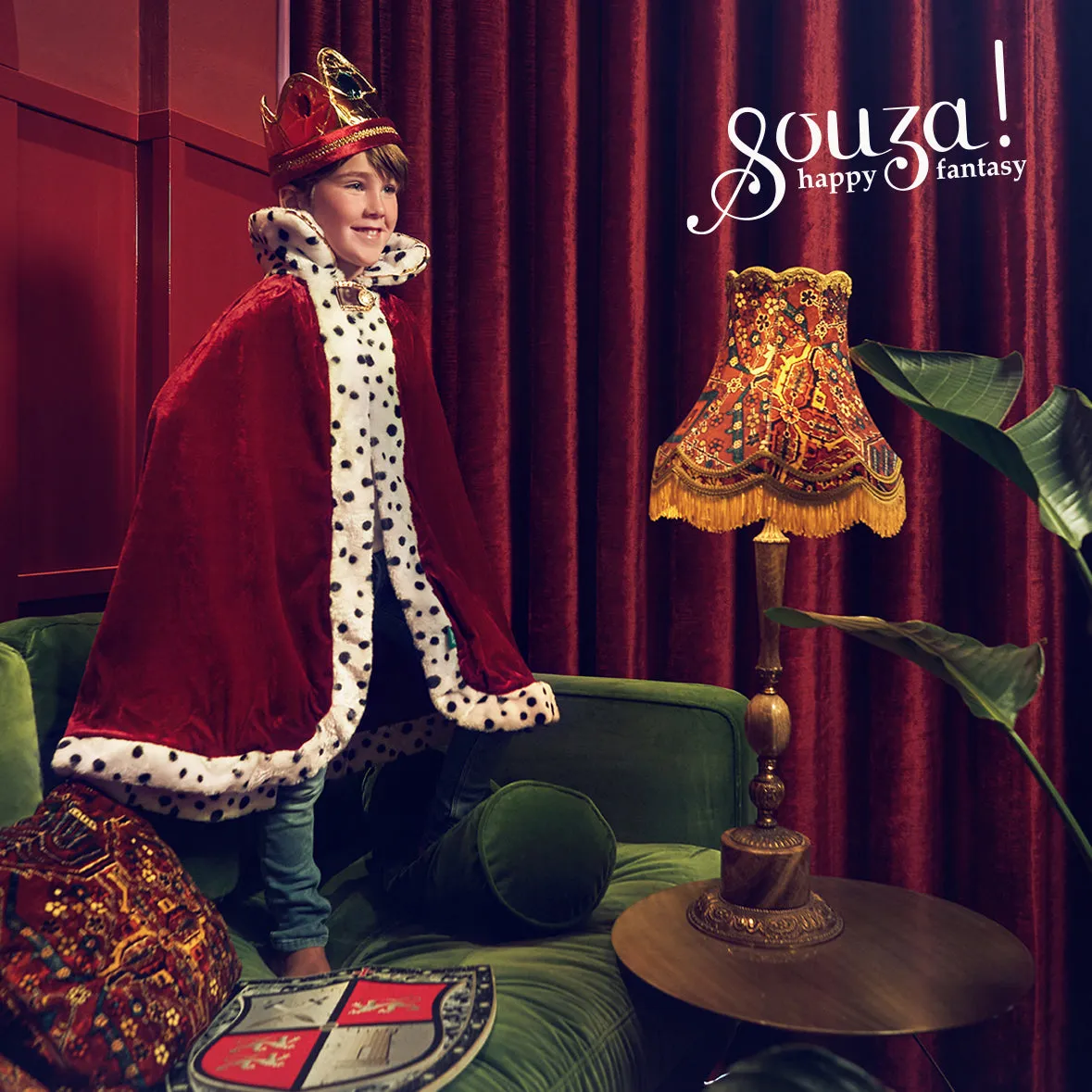 Souza Louis Kings Cloak