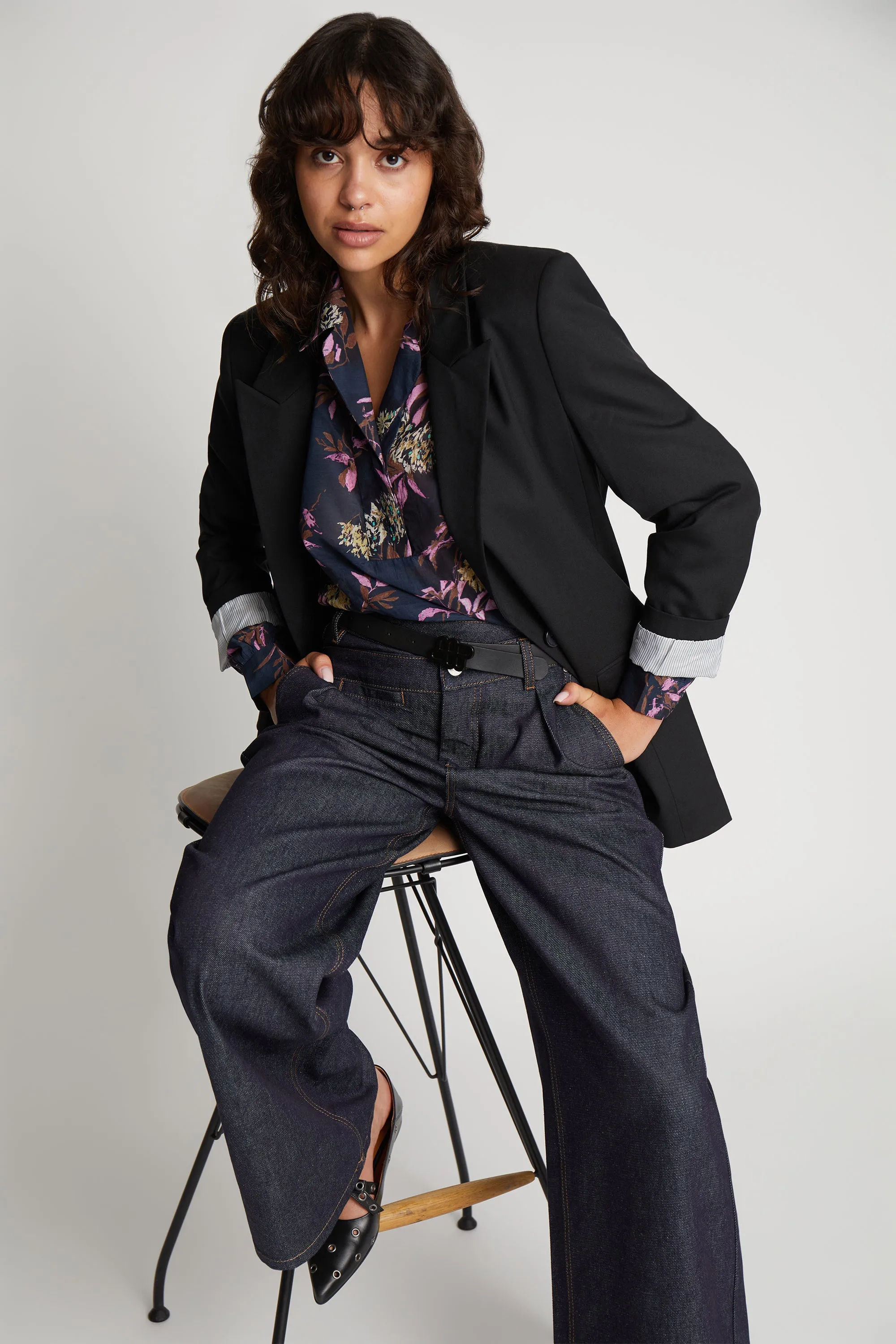 SUSANI - NAVY Munthe