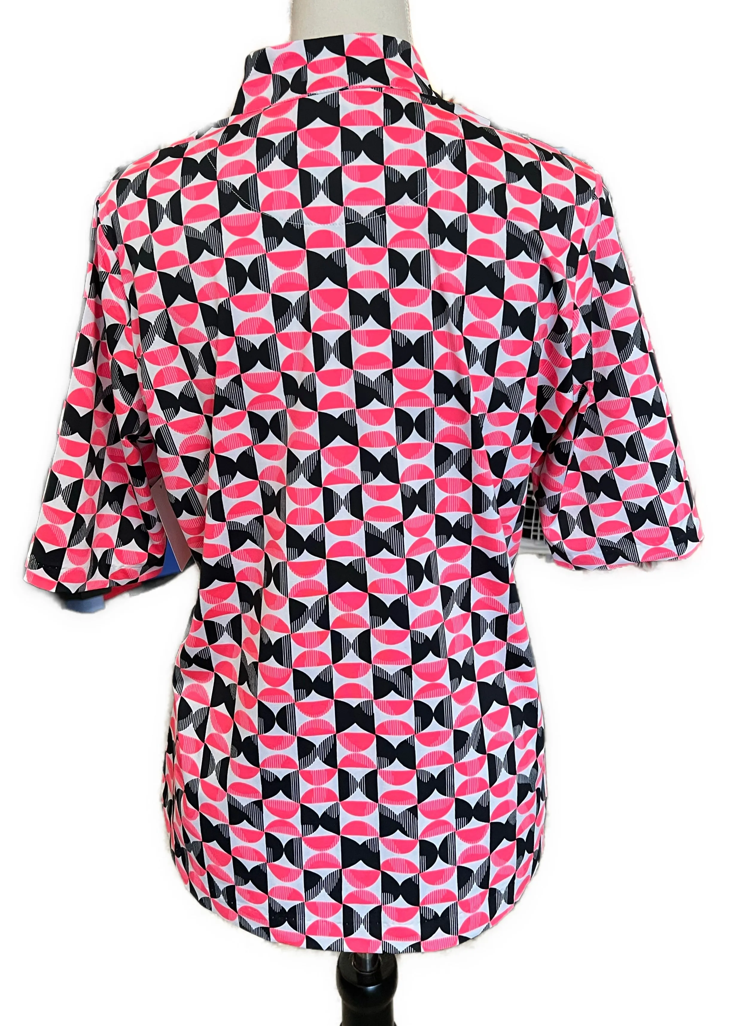 Tail Activewear White, Black & Pink Geo Print Half Sleeve Golf Top Size L MSP$100
