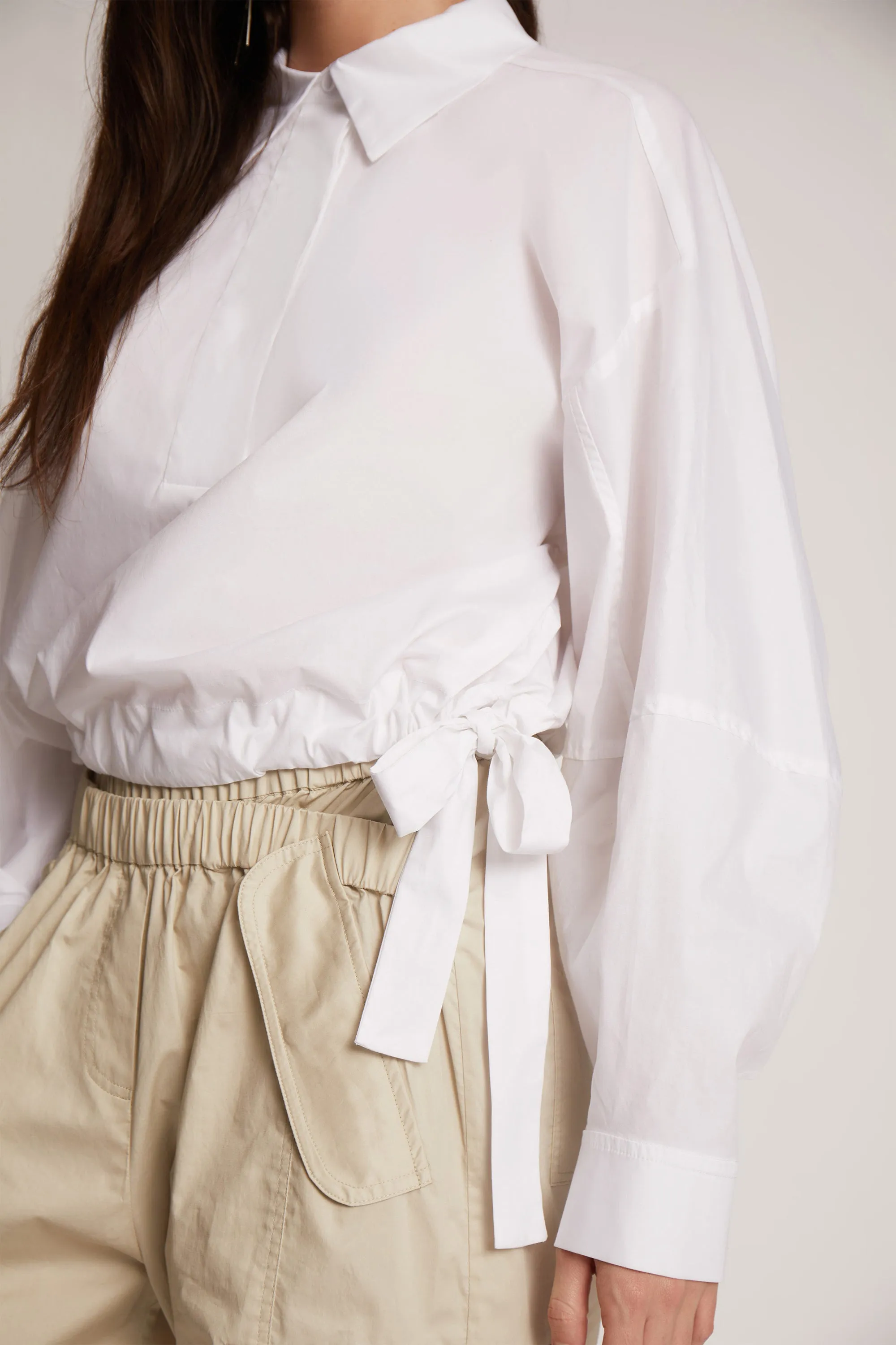 TASHUMI - WHITE Munthe