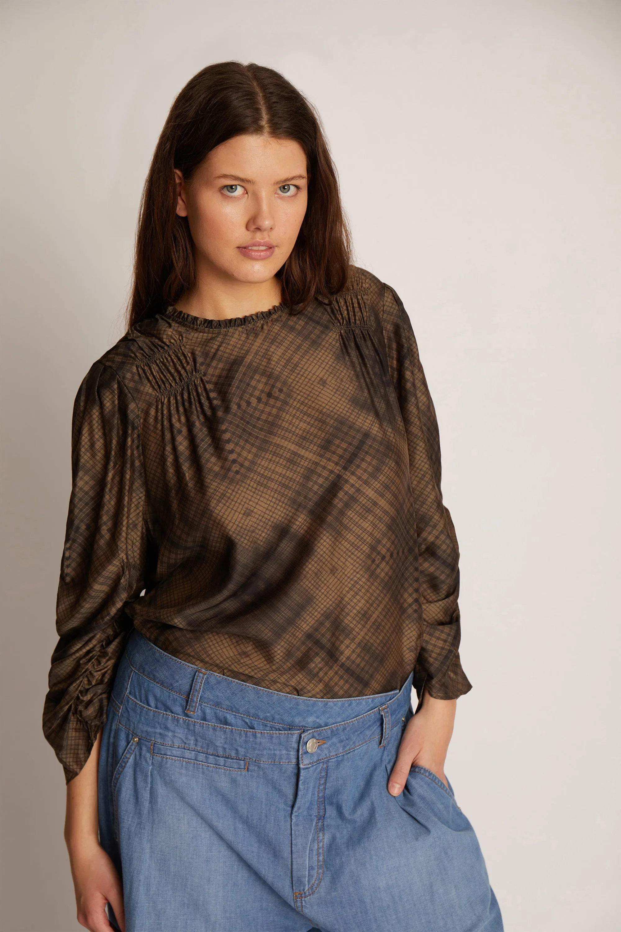 TUMUS - BROWN Munthe