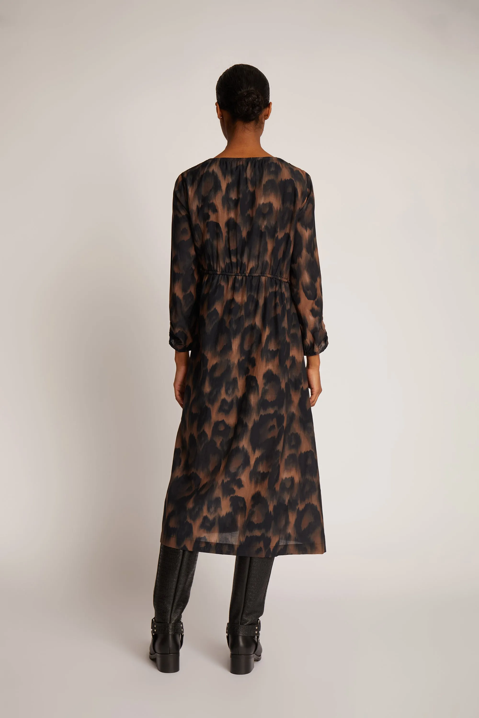 TYNNA - BROWN Munthe
