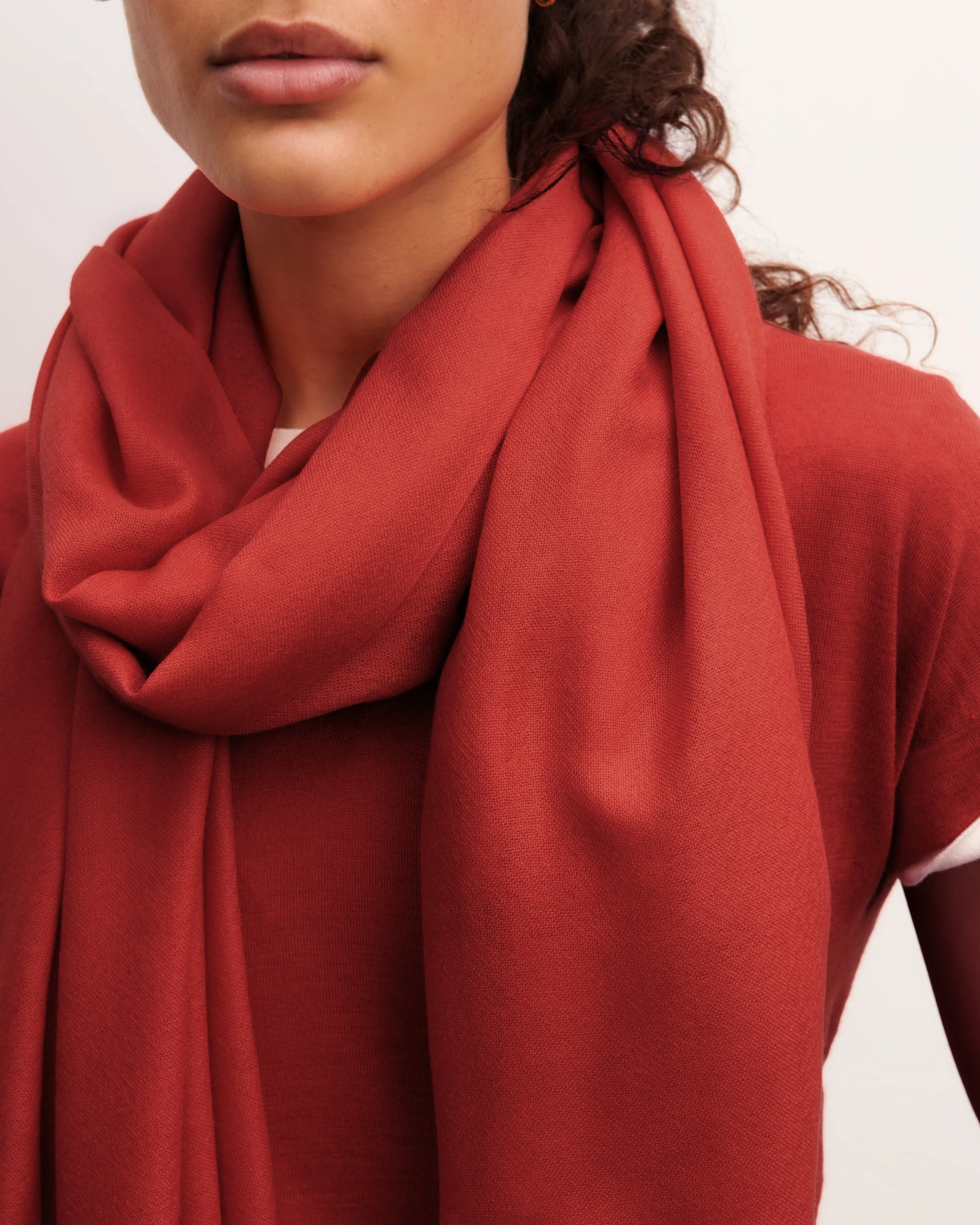 Voile stole Eric Bompard