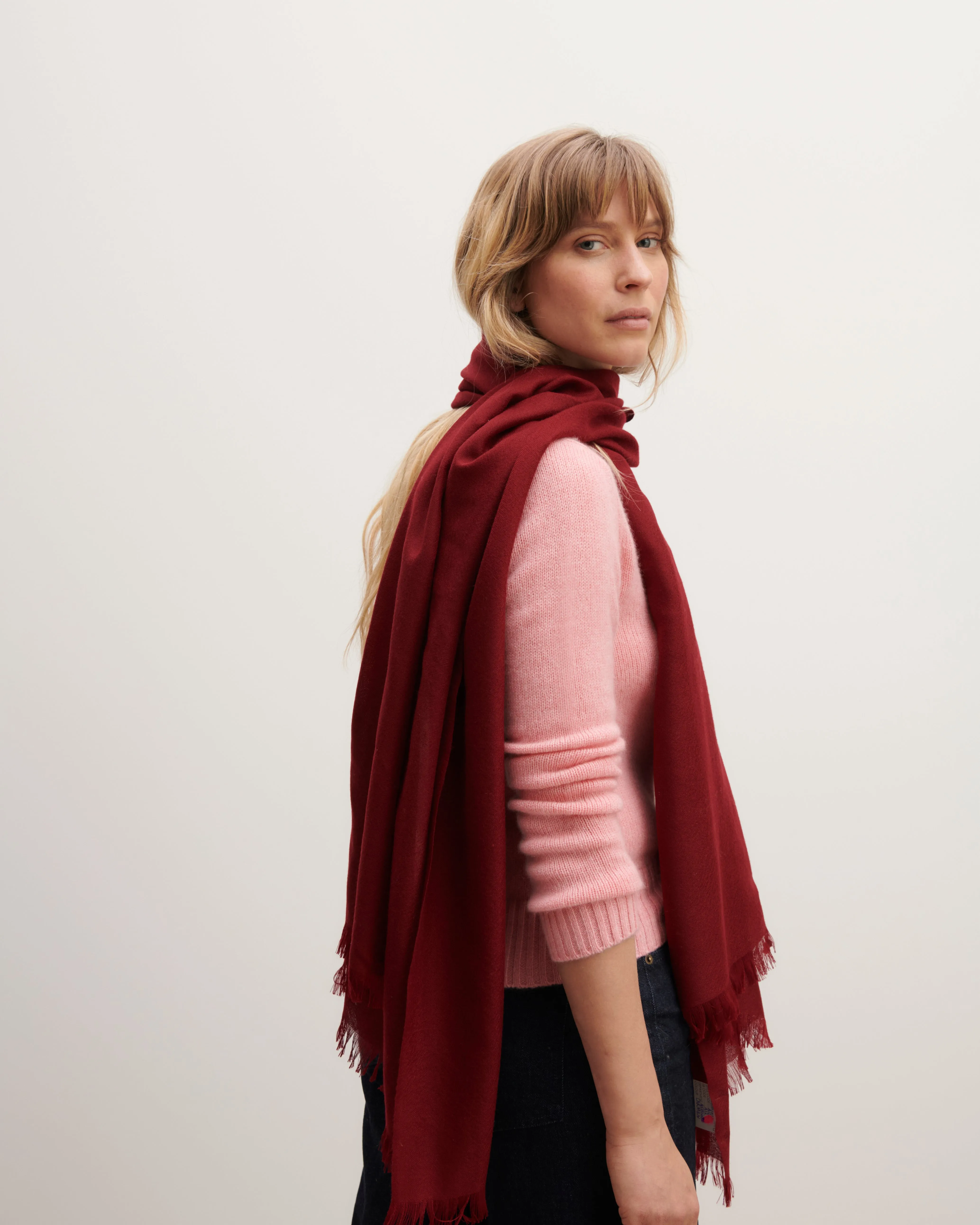 Voile stole Eric Bompard