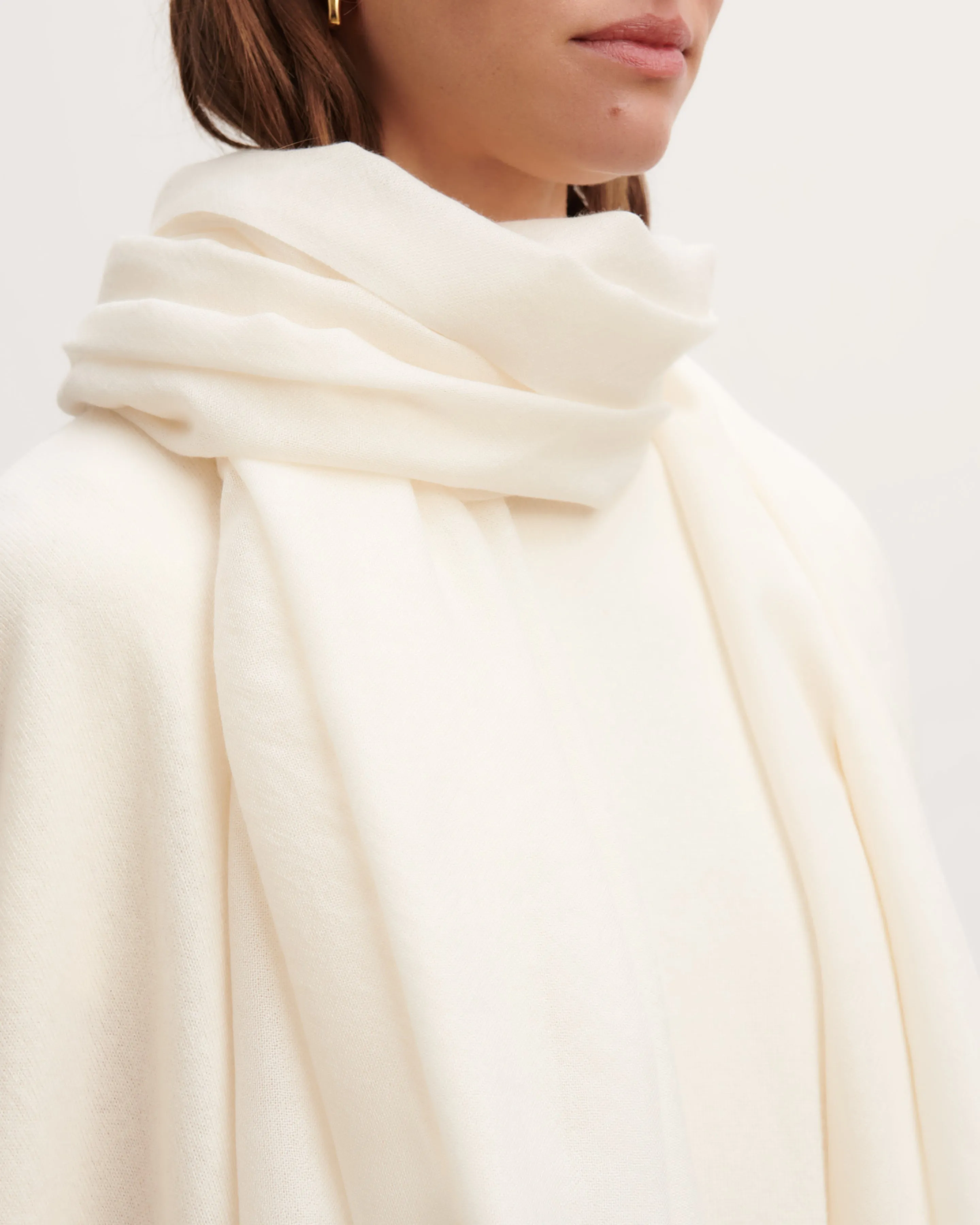 Voile stole Eric Bompard
