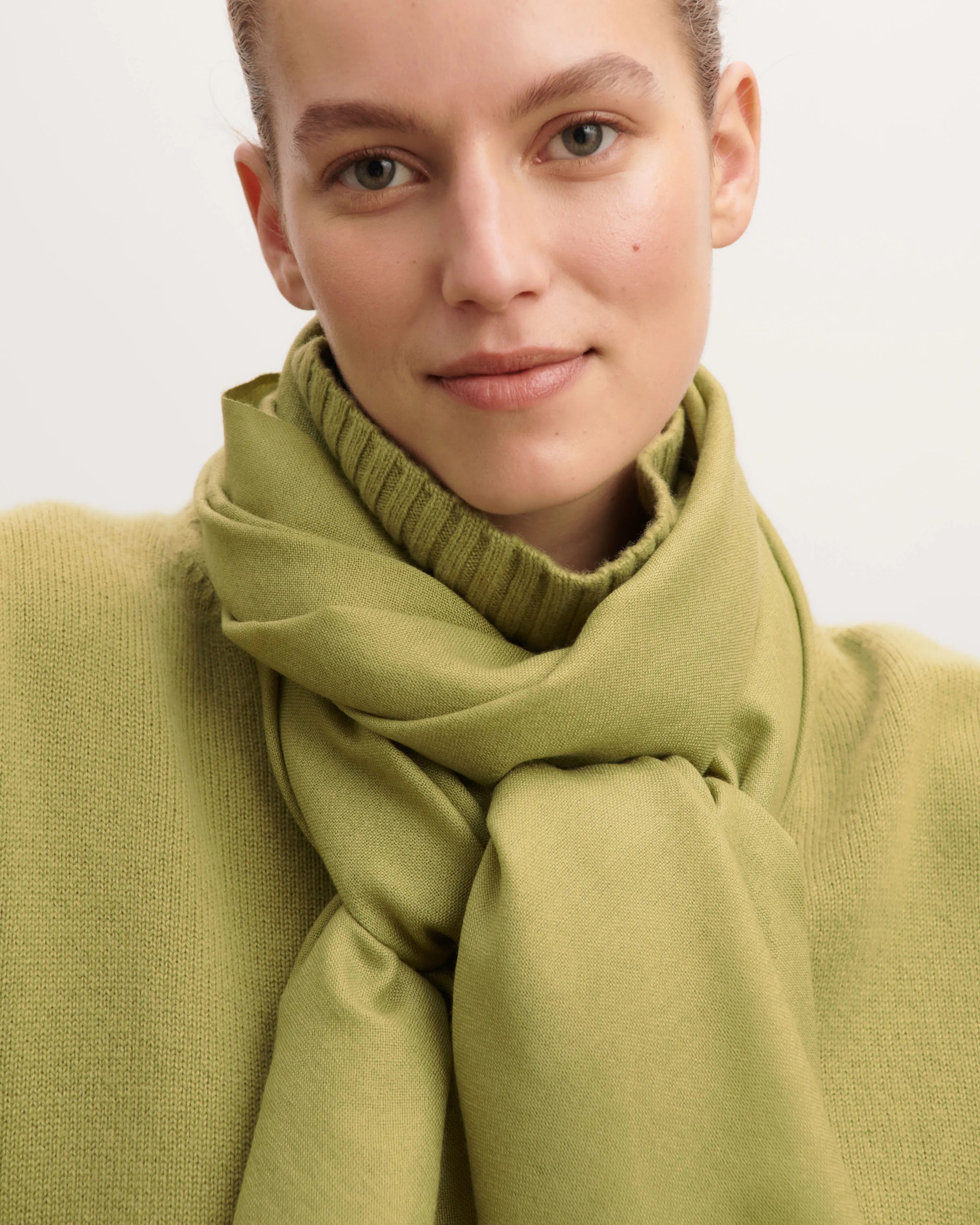 Voile stole Eric Bompard