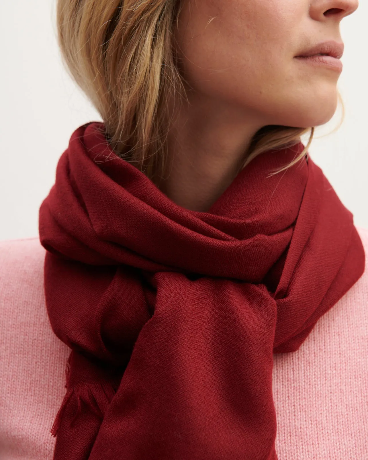 Voile stole Eric Bompard