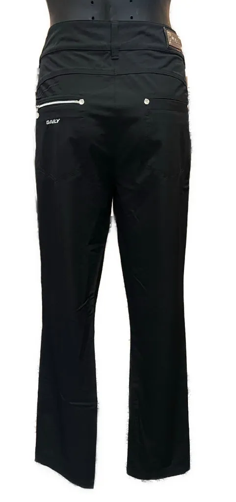 Women's Daily Sports Black XDS Golf Pants Size 12 MSP$128